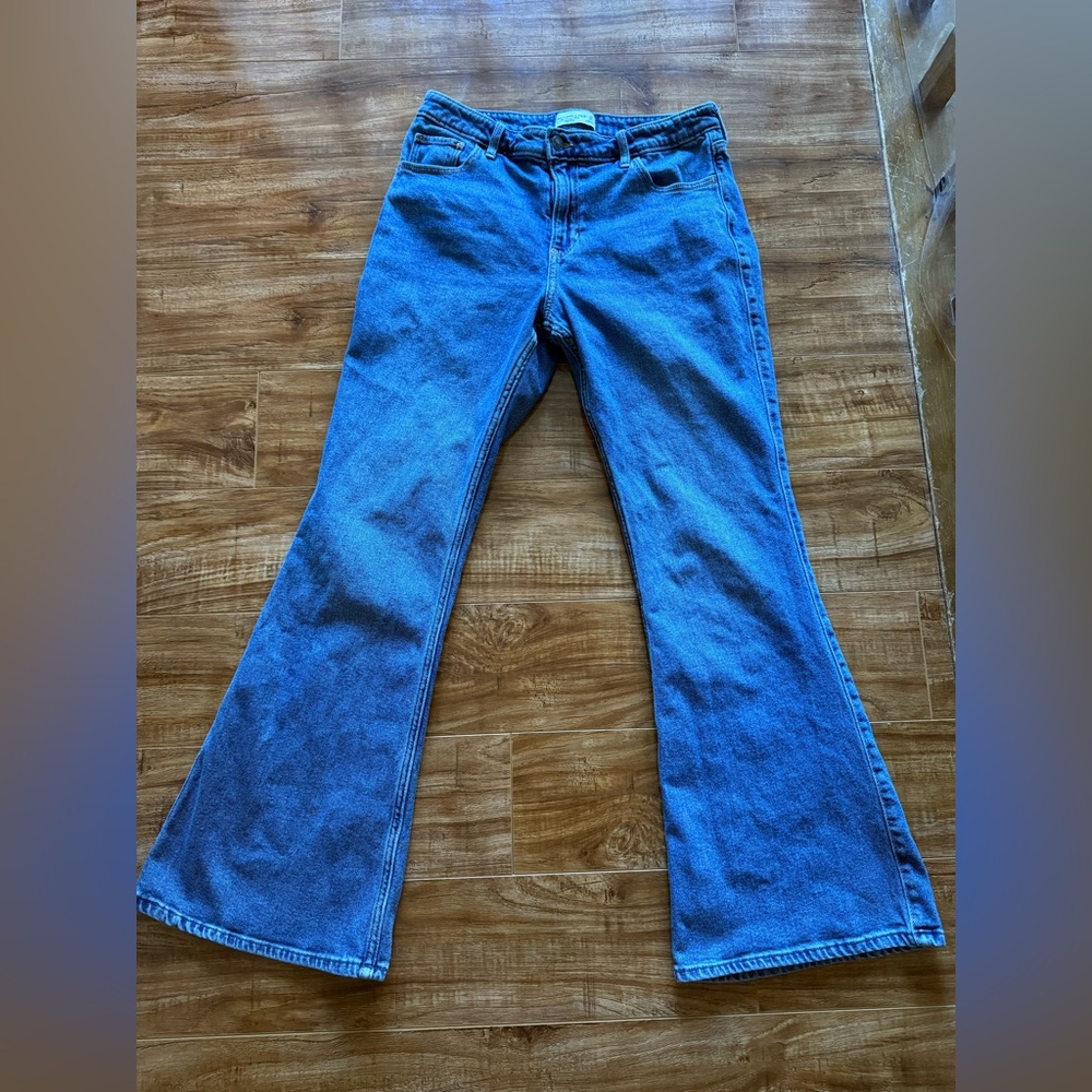 Vintage Flare High Rise Jeans Abercrombie & Fitch